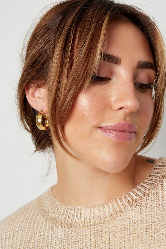 earrings round with structure h5Picture2