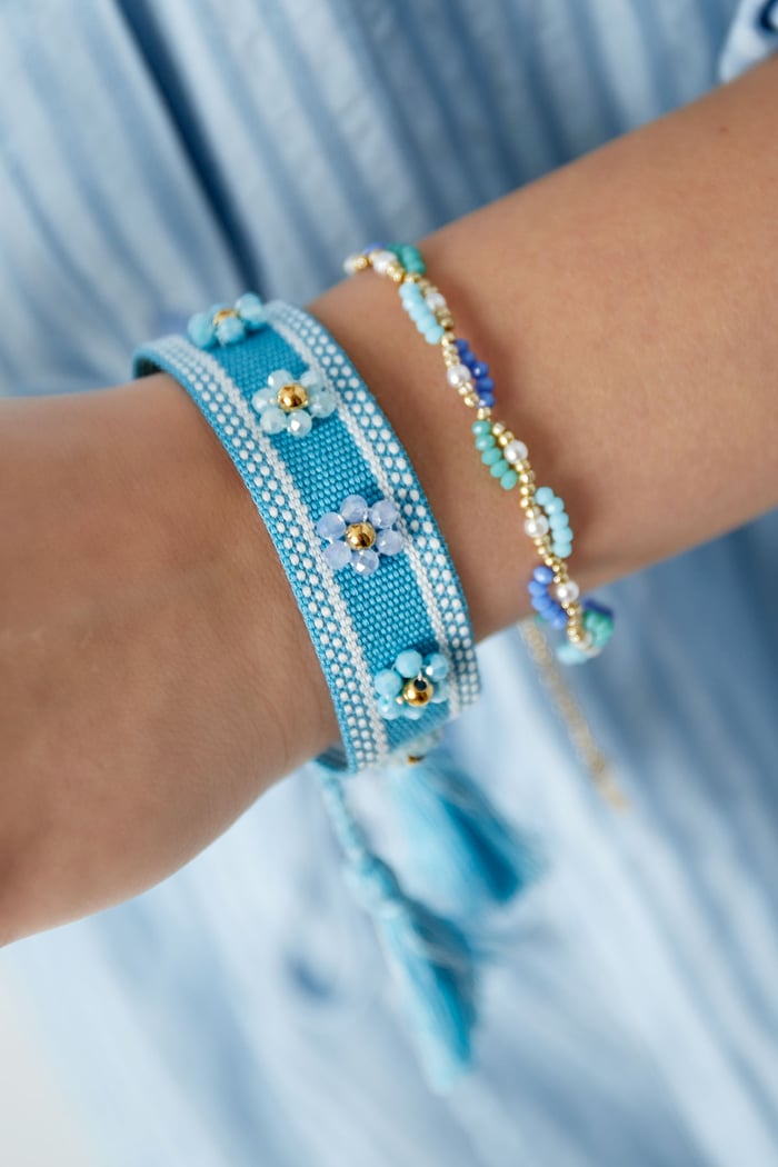 Pulsera de tela con flores h5Imagen2
