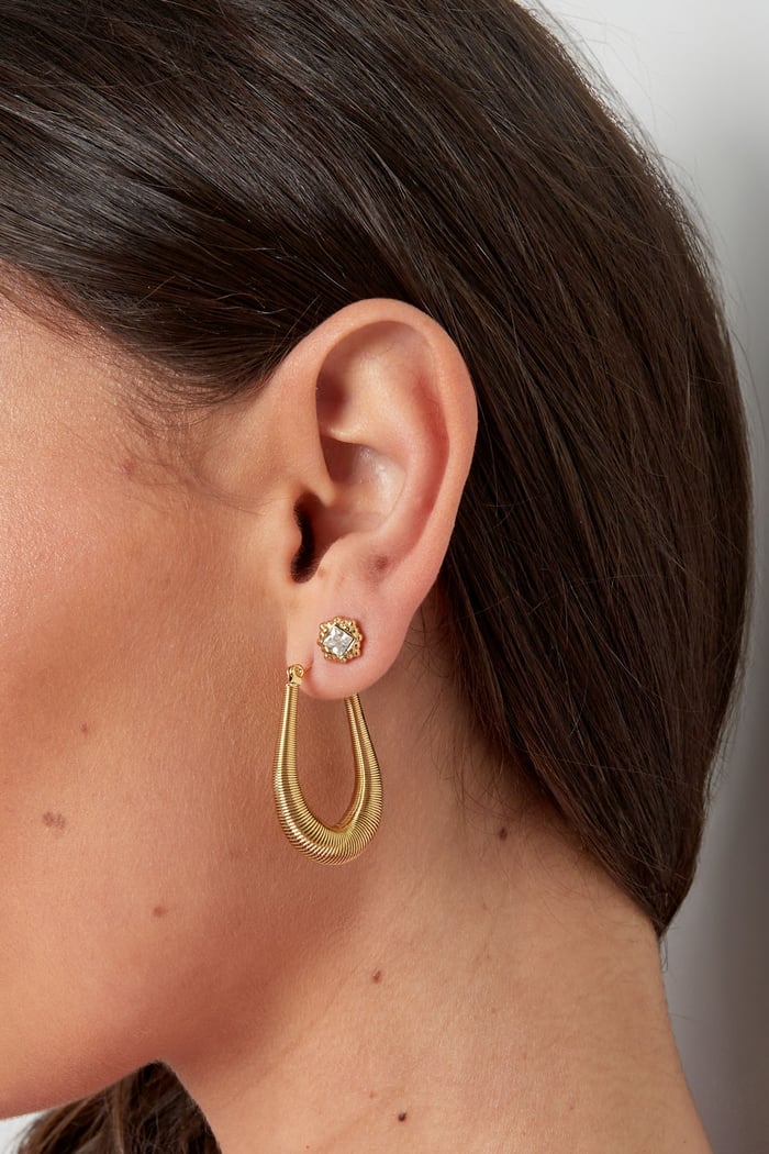 structured hanging earrings h5Picture3