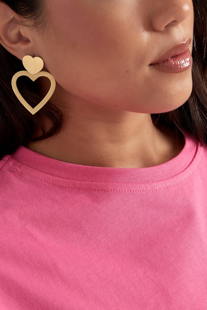 earrings love wins h5Picture2