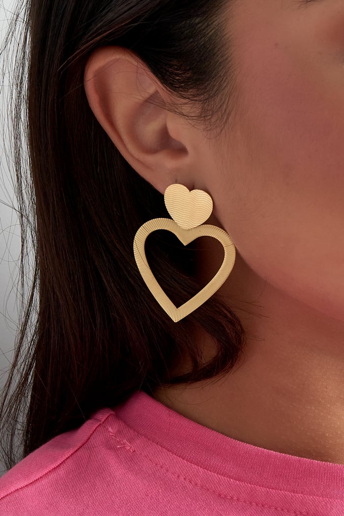 earrings love wins h5Picture4