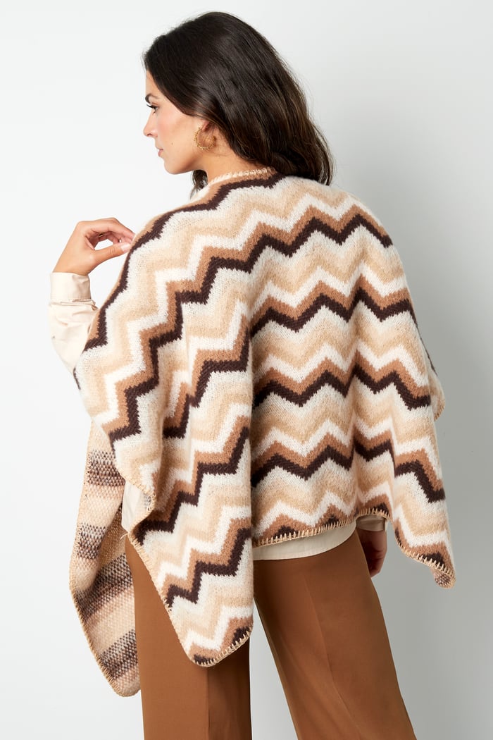 Winter poncho wrapped in warmth - multi Picture4
