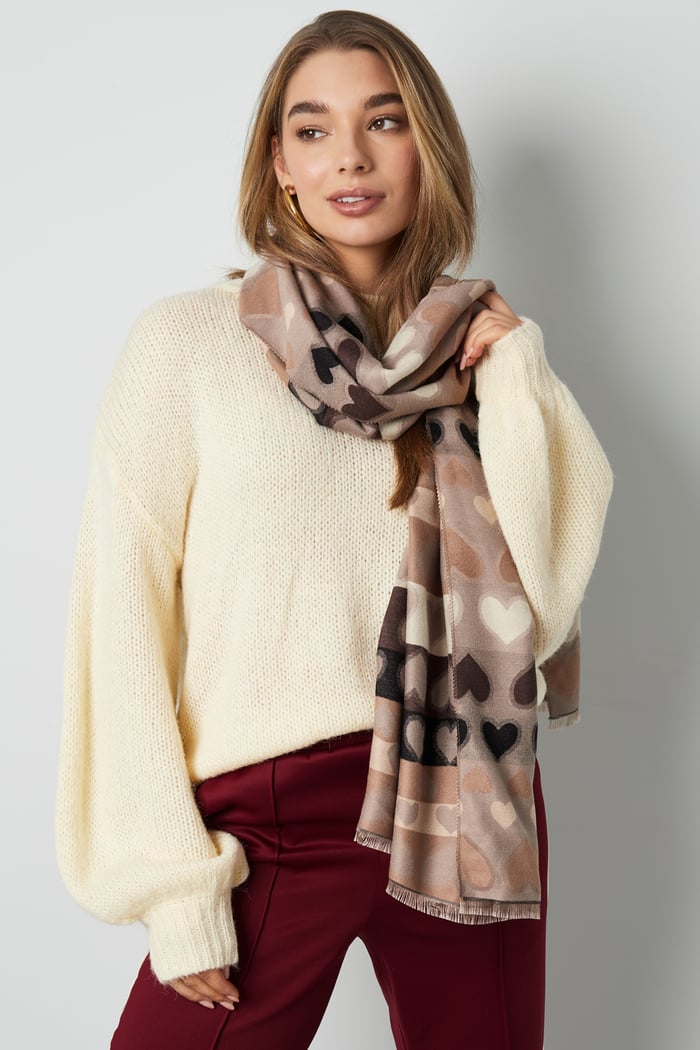 Scarf hearts all over Picture2