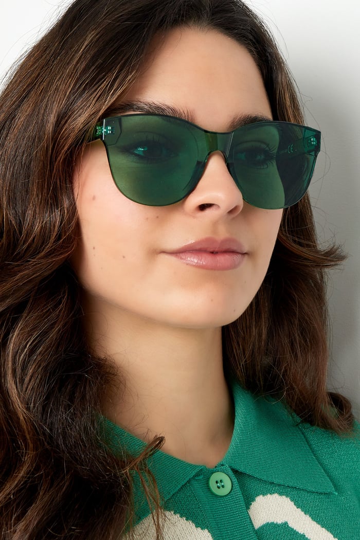 Single-color trendy sunglasses h5Picture4
