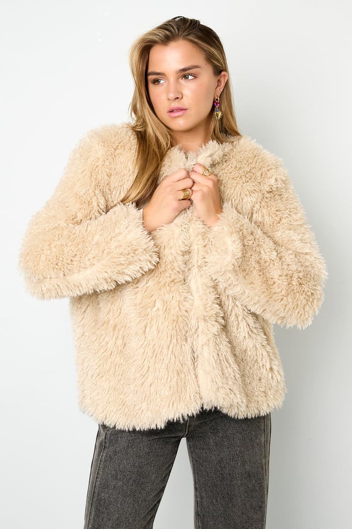 Soft fluffy coat Picture5