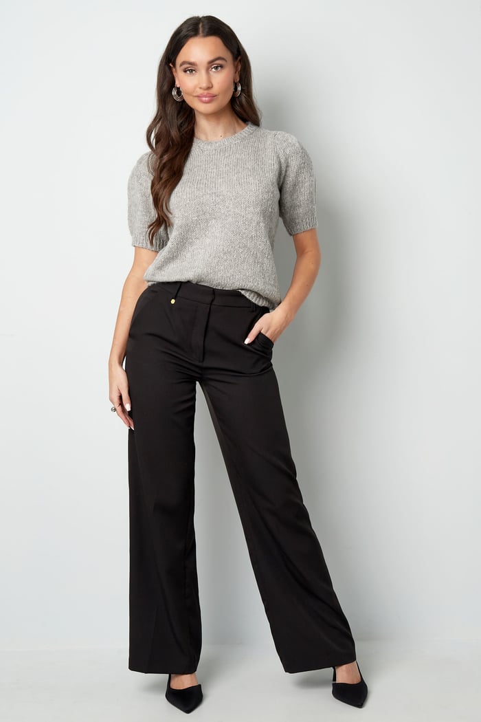 Basic-Shirt mit Puffärmeln – Schwarz Bild14