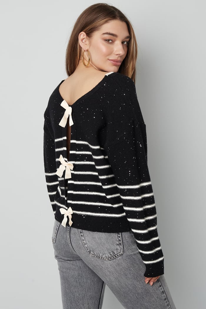 Bow Delight cardigan Picture9