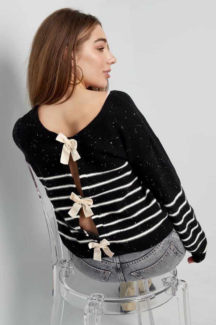 Bow Delight cardigan Picture3