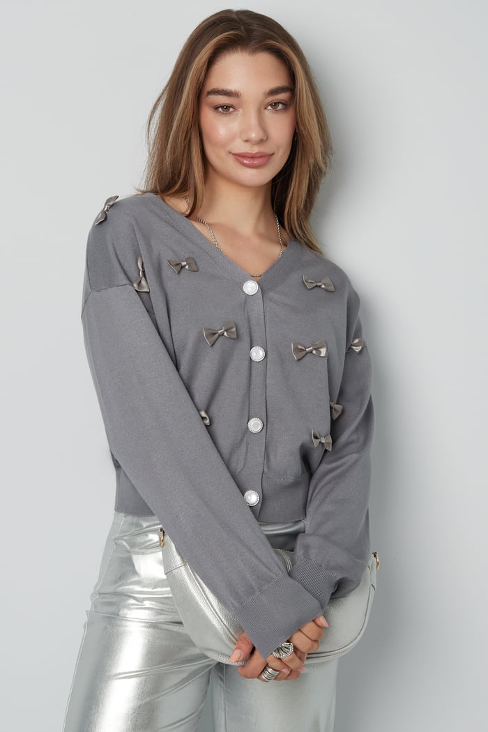 Bowtiful cardigan Picture8
