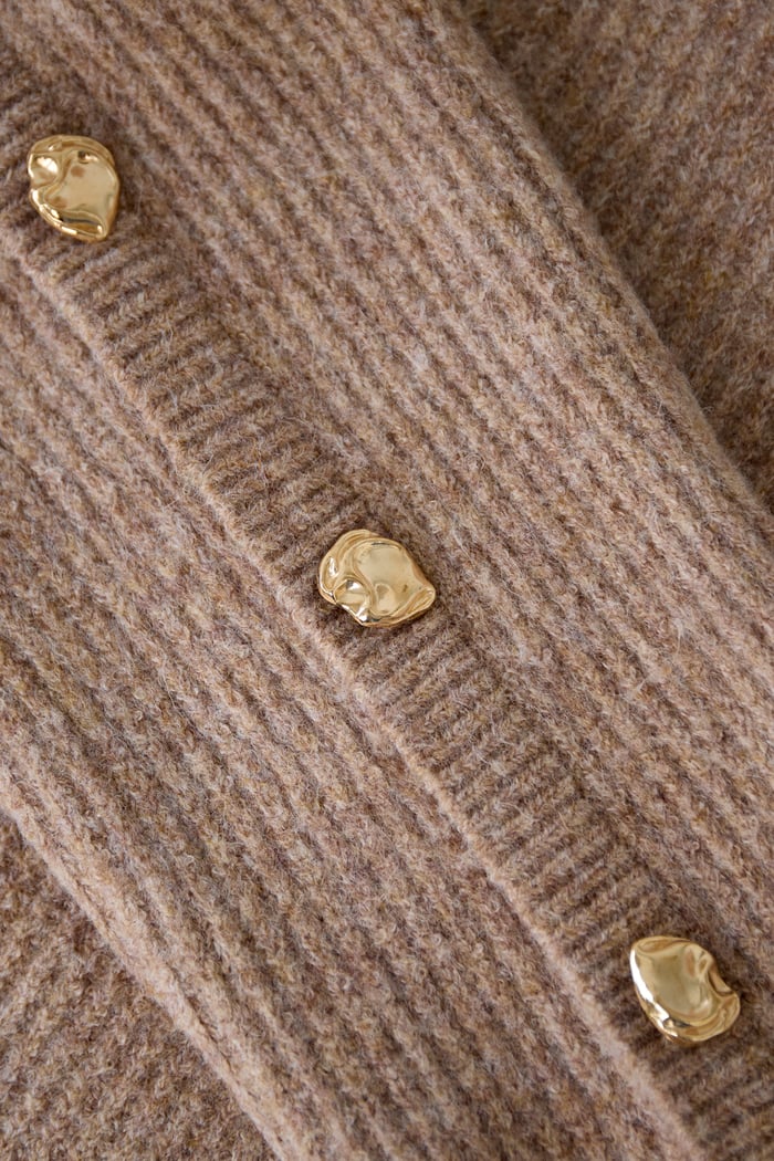 Sweater with buttons on the sleeves Picture6