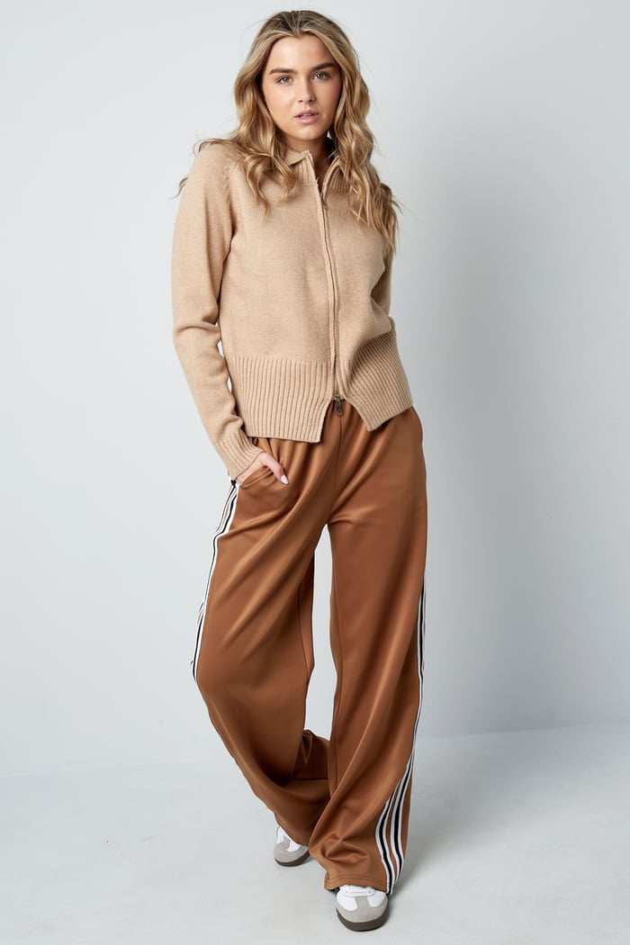 Striped must have pants - red S h5Picture14
