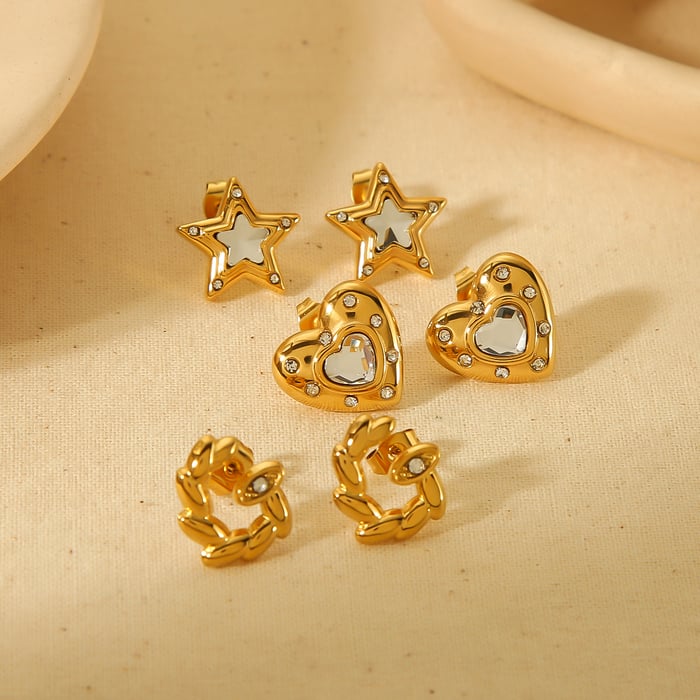 1 pair of exquisite and fashionable  gold-plated stainless steel diamond heart star earrings for women for daily wear Picture4