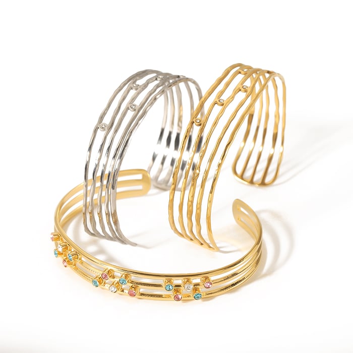 1 Paar modisches, klassisches, offenes Armband aus hohlem, mehrzeiligem Zirkonia aus 18 Karat vergoldetem Edelstahl Bild7
