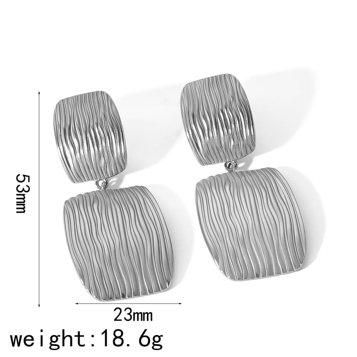 1 Paar Ohrringe mit geometrischem, quadratischem Anhänger aus 18 Karat vergoldetem Edelstahl mit übertriebener Persönlichkeit und gestreifter Textur, geeignet für den Alltag von Frauen Bild6