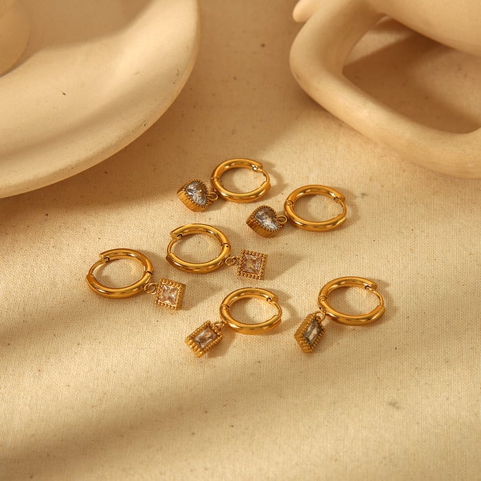 1 piece of fashion classic  gold-plated stainless steel geometric heart-shaped square pendant earrings for women for daily wear Picture4