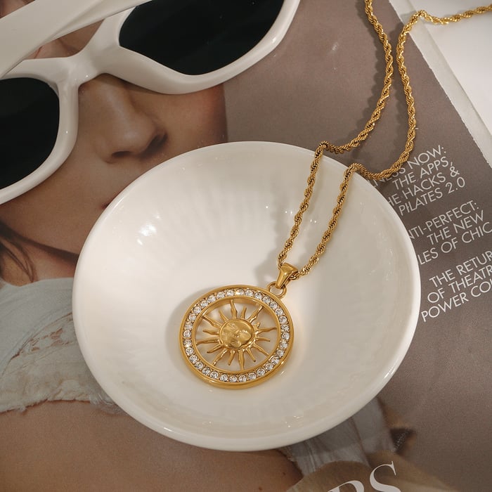 1 Piece Luxurious Series Fashionable Sun Pattern Stainless Steel Gold Color Women's Pendant Necklaces h5Picture7