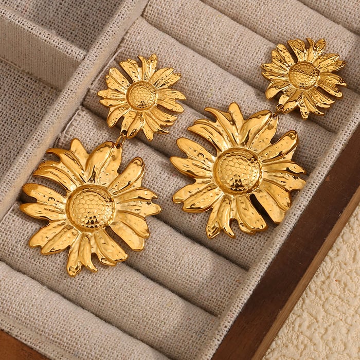 1 Pair Luxurious Series Natural Flower Stainless Steel   Gold Color  Women's Drop Earrings h5Picture5
