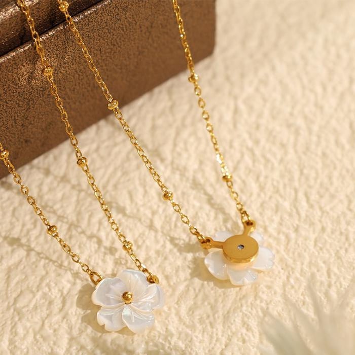 1 Piece Classic Series Elegant Flower Titanium Steel   Gold Color  Women's Pendant Necklaces h5Picture10