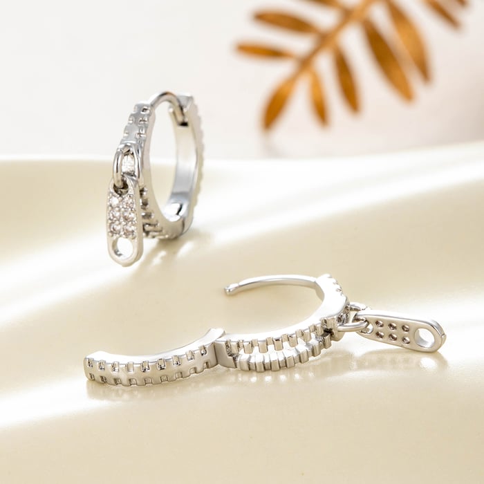 1 Piece Designable Series Simple Zipper Shape Copper Zircon Women's Hoop Earrings h5Picture4