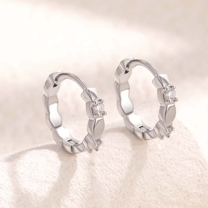 1 Piece Versatile Series Daily Intricate Circle Copper Zircon Women's Hoop Earrings h5Picture2