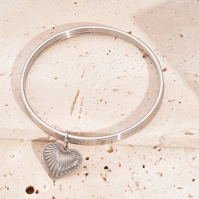 1 Piece Versatile Series Intricate Heart Stainless Steel Gold Color Women's Bangles h5Picture6