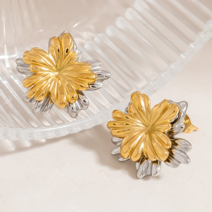 Minimalistische Herz-Ohrstecker aus Edelstahl in Goldfarbe für Damen h5Bild6
