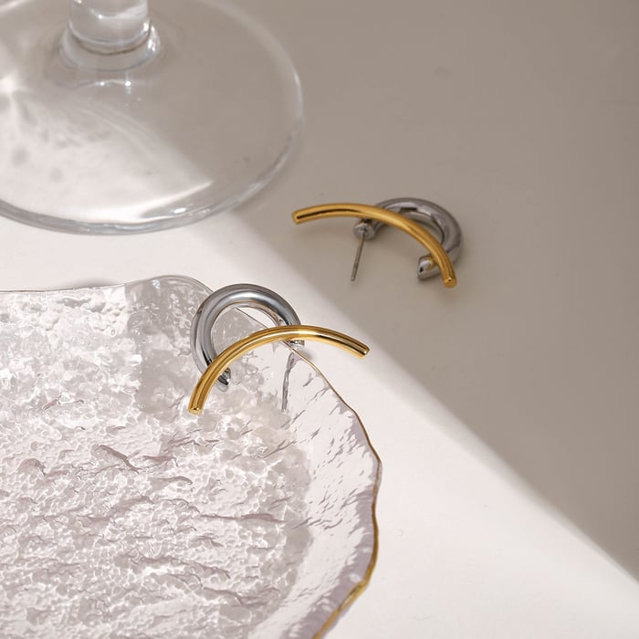 1 Paar Simple Series Einfache geometrische Ohrstecker aus Edelstahl in Goldfarbe für Damen h5Bild5