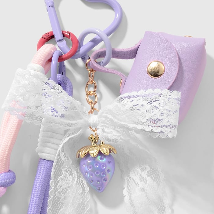 Dijes para bolsos con forma de fresa dulce Imagen5