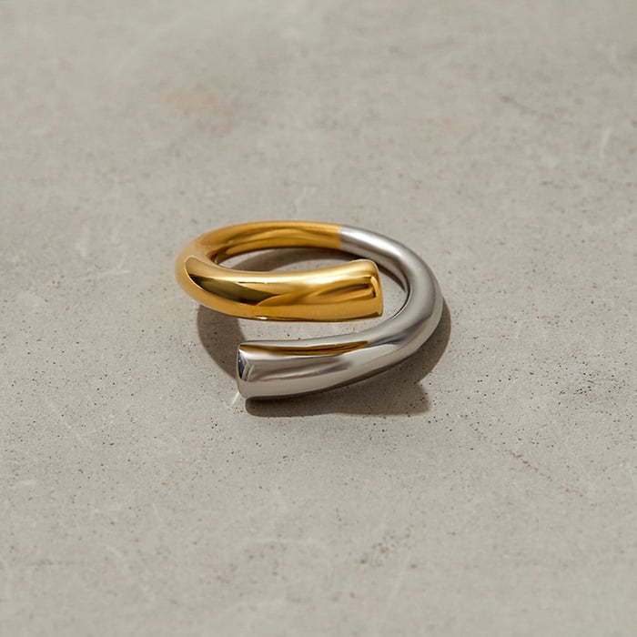 Minimalistischer Ring aus Edelstahl in verschiedenen Farben h5Bild3