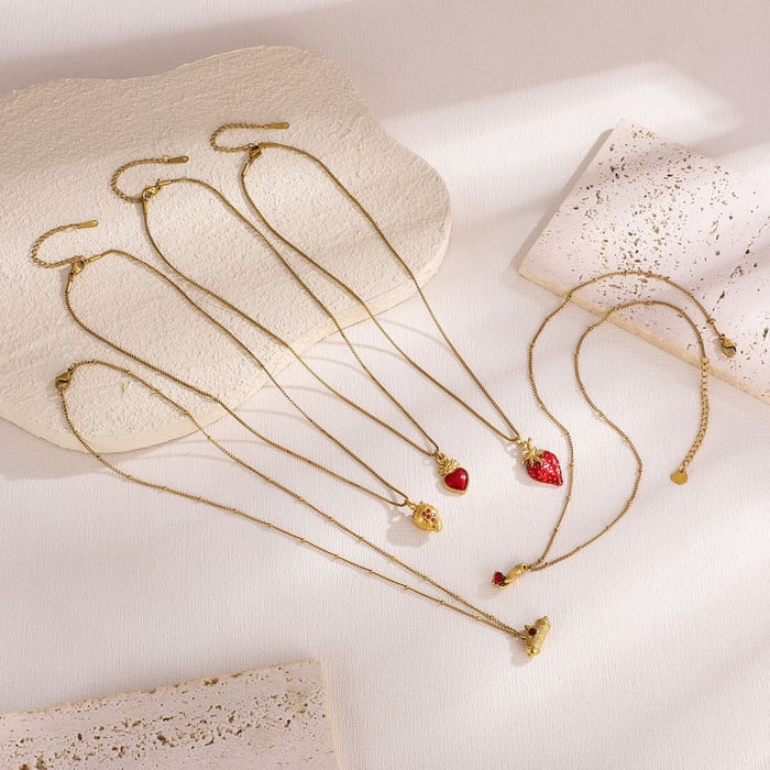 1 Pair Luxurious Series Elegant Heart Stainless Steel   Gold Color  Women's Pendant Necklaces h5Picture5