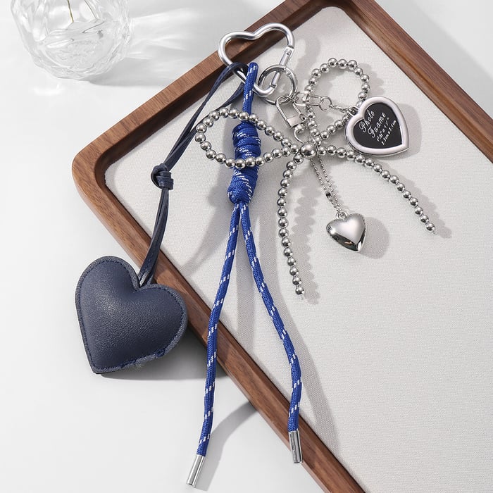 Taschenanhänger mit Schleife Bild5