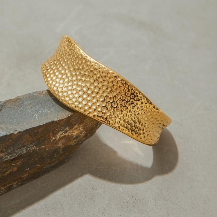 Schlichte Armreifen aus goldfarbenem Edelstahl h5Bild2