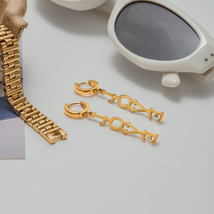 1 Paar romantische Serie Sweet LOVE Letter Edelstahl Gold Farbe Damen Tropfen Ohrringe h5Bild6