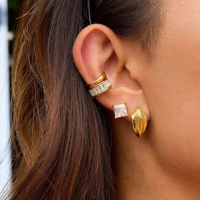1 Paar elegante Muschel-Ohrstecker aus Edelstahl in Goldfarbe für Damen h5Bild4