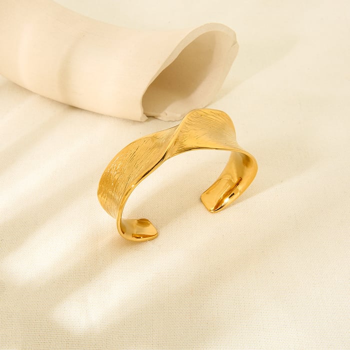 Pulseras de acero inoxidable dorado con diseño geométrico diario de serie simple para mujer h5Imagen3