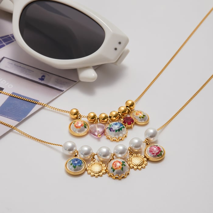 1 Piece Gorgeous Flower Stainless Steel Gold Color Women's Pendant Necklaces h5Picture7