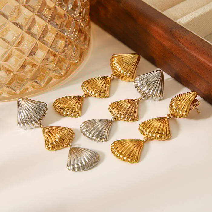 1 par de pendientes sencillos de concha de acero inoxidable color dorado para mujer h5Imagen3