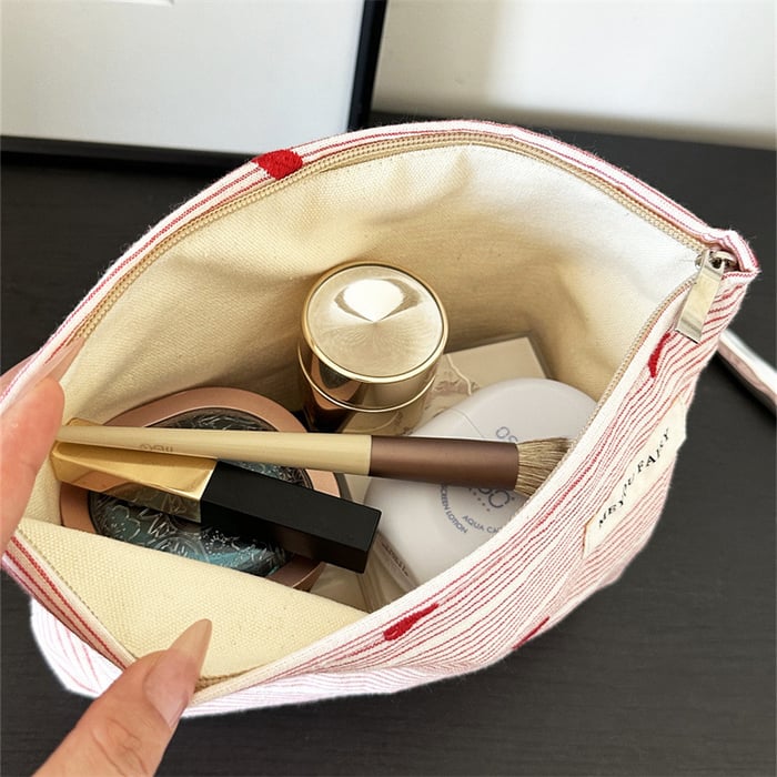 1 Piece Sweet Pink Heart-themed Women's Makeup Bag h5Picture5