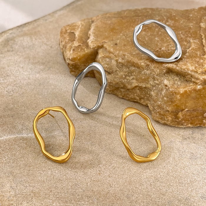 1 Paar einfache, unregelmäßig ausgehöhlte Ohrstecker aus Edelstahl in Goldfarbe für Damen h5Bild3