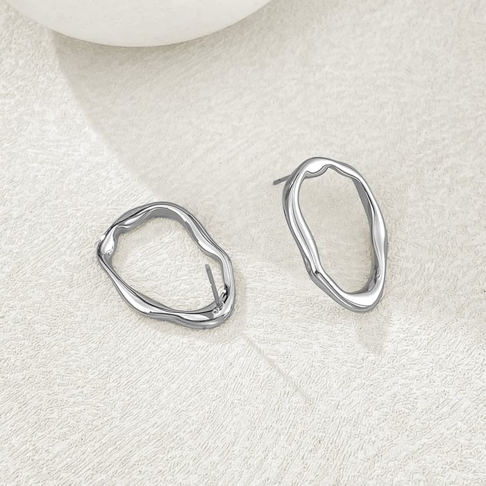 1 Paar einfache, unregelmäßig ausgehöhlte Ohrstecker aus Edelstahl in Goldfarbe für Damen h5Bild8