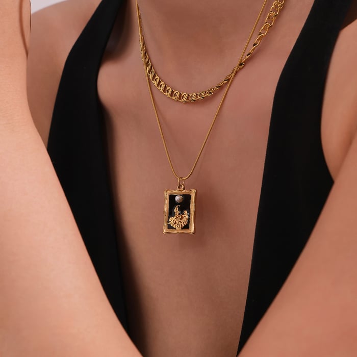 1 Piece Retro Rectangle Stainless Steel Gold Color Women's Layered Necklaces h5Picture4
