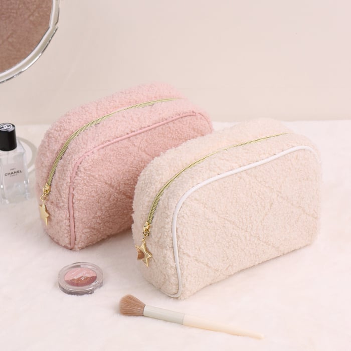 1 Piece Simple Solid Color Plush Makeup Bag Picture2