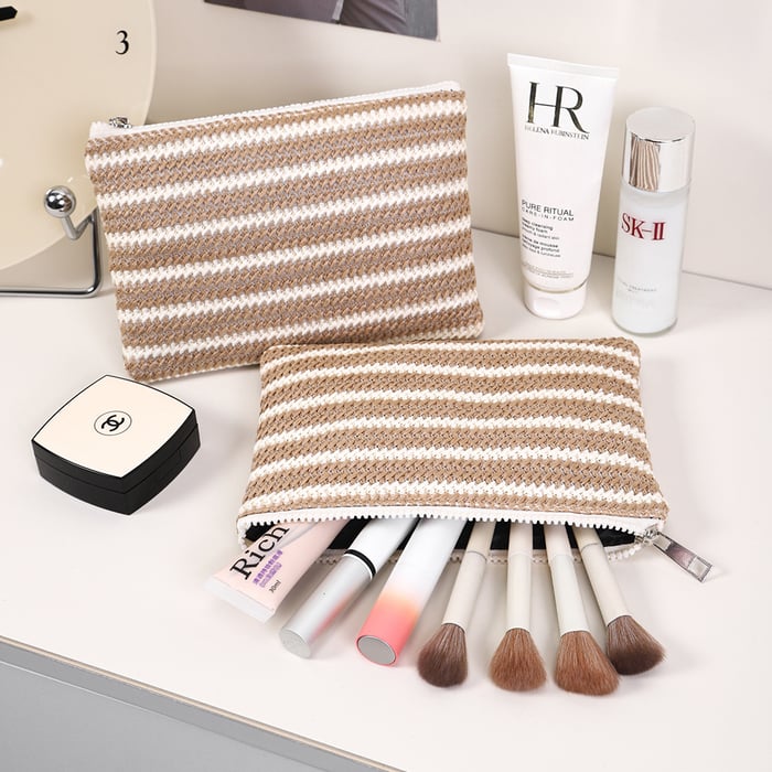 1 Piece Simple Strip Women's Makeup Bag Picture4