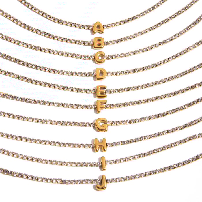 Bracelet à breloques pour femme en acier inoxydable doré avec lettres délicates h5Image9