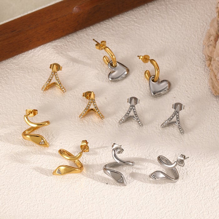 1 Pair Simple Curse Stainless Steel Gold Color Women's Stud Earrings h5Picture2