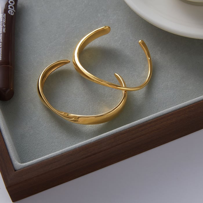 1 Piece Classic Curve Stainless Steel Gold Color Women's Cuff Bracelets h5Picture5