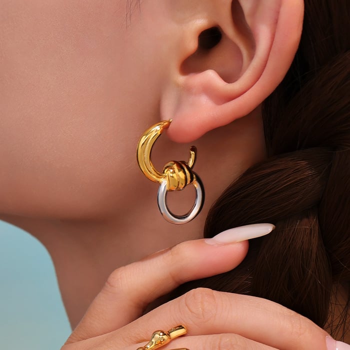 1 Pair Simple Circle Stainless Steel Gold Color Women's Hoop Earrings h5Picture3