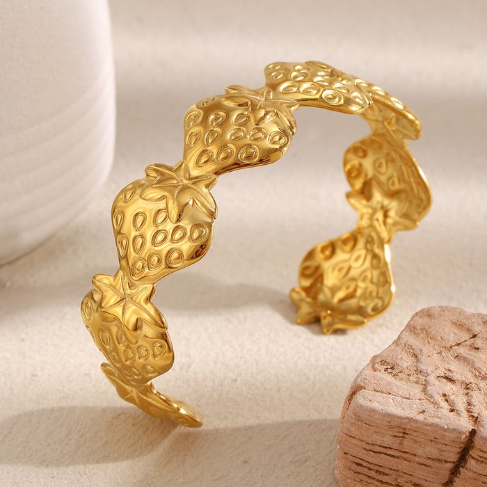 1 Piece Sweet Strawberry Stainless Steel  Gold Color  Women's Cuff Bracelets h5Picture3