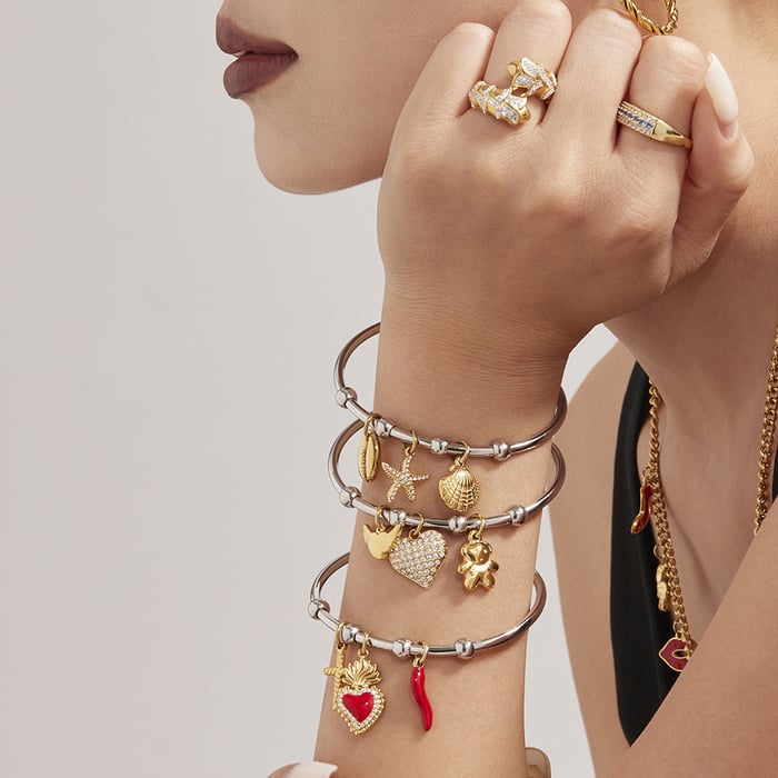 1 Piece Sophisticated Heart Stainless Steel Gold Color Zircon Women's Cuff Bracelets h5Picture5