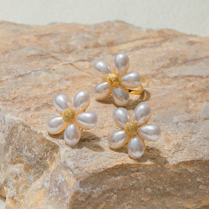 1 Pair Elegant Flower Stainless Steel Gold Color Shell Women's Stud Earrings h5Picture4